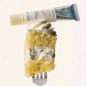 Glossier Birthday Balm Dotcom Universal Salve New Lip balm in box! GWP